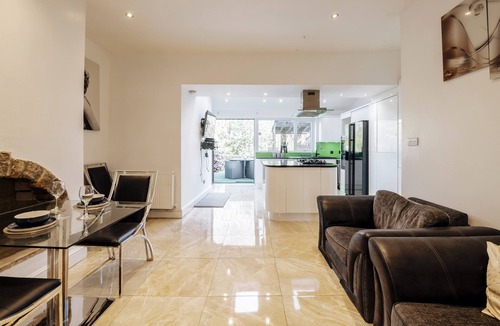 Bolton House | Luxury Town House