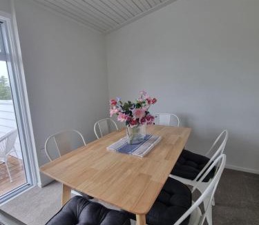 Te Rapa House | Luxury Town house with fabulous views