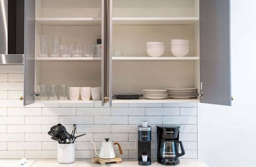 Olde Kensington House | Luxury Townhome 13 | Free Park | Hosted StayRafa