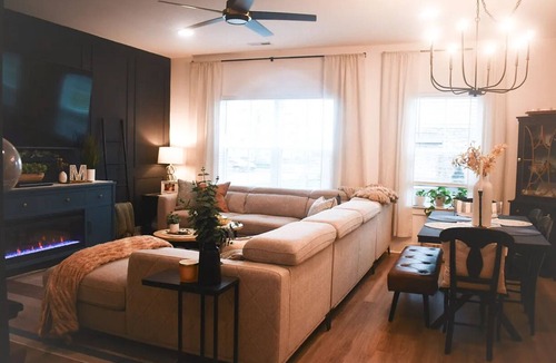 Heron Walk House | Luxury townhome close to downtown!
