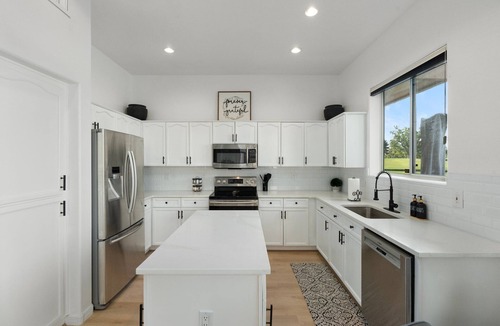 Ocotillo House | Luxury Townhome in Chandler-Stunning Views of Lake/Golf Course Large 3BR 2.5BA