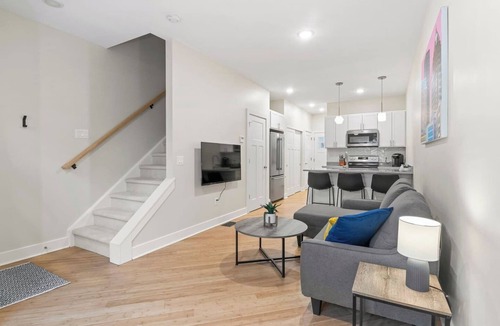 Rochester House | Luxury Townhome | King Bed | Close to Roc Airport