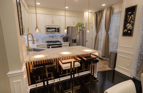 Alexandria West House | Luxury Townhome Minutes From DC