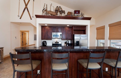 Purgatory House | Luxury Townhome - Views - Ski in/Out - End Unit - Fire Pit