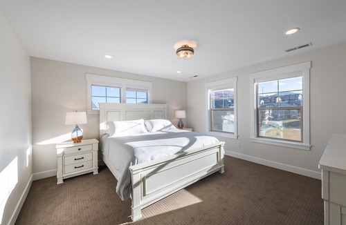 Park City House | Luxury Townhome, WiFi, Fireplace, Washer/Dryer, Minutes to Park City, Built in 2020 - RJK4