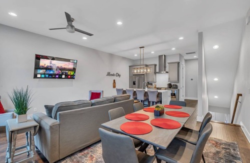 Nashville House | Luxury Townhome With Rooftop Deck Skyline Views