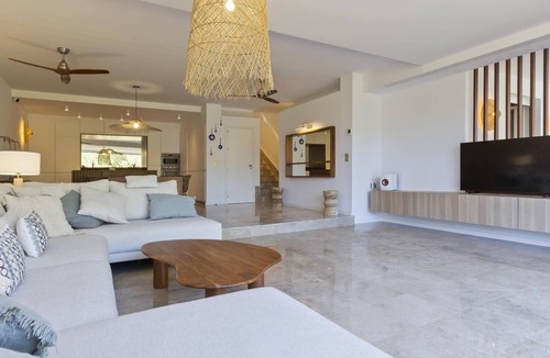 Marbella Ski Chalet | Luxury Townhouse Santa Clara Golf Pool