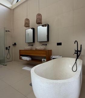 Pejeng Villa | Luxury Tropical Villa Ubud