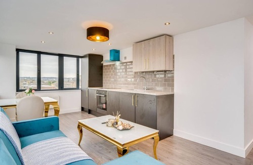 Bradford Apartment | Luxury Two Bedroom Apartment