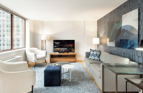 Central New York City Apartment | Luxury Two Bedroom in Theatre District