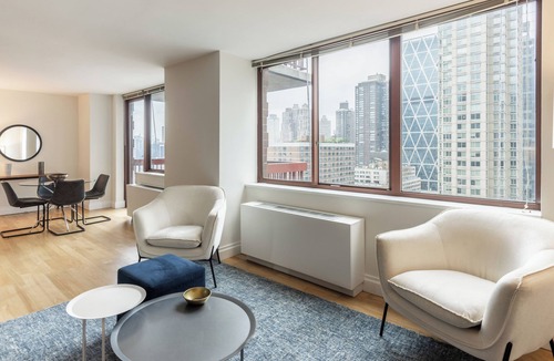 Central New York City Apartment | Luxury Two Bedroom in Theatre District