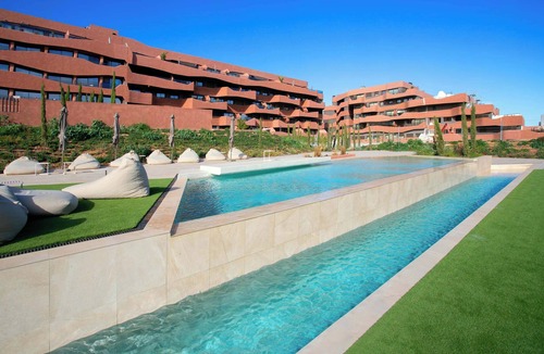 Guadalupe Apartment | Luxury UCAM Studio | Desk & High-Speed Wi-Fi
