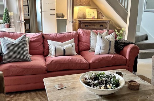 Quedgeley House | Luxury, Unique Holiday Barn