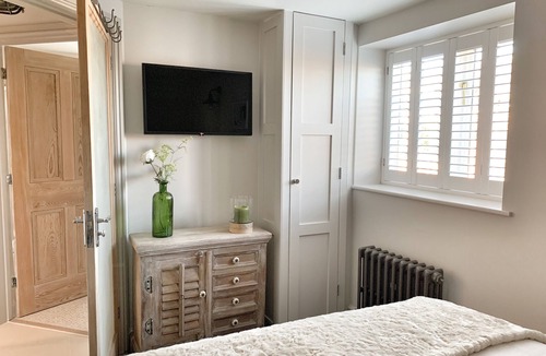 Quedgeley House | Luxury, Unique Holiday Barn