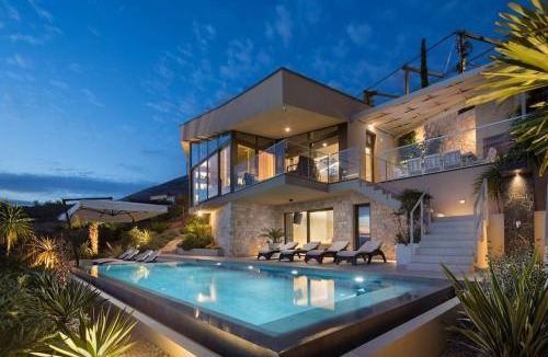 Postup Villa | Luxury & Unique Villa Bevel House with sea view