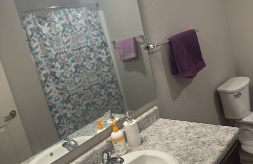 Whitestown Apartment | Luxury, Upscale 2 Bedroom Apartment