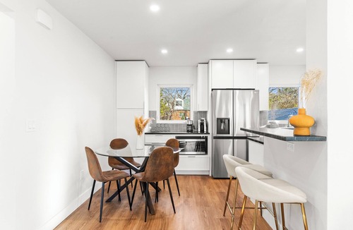 Hale Cottage | Luxury Urban Oasis: Cozy Cottage with Prime Location