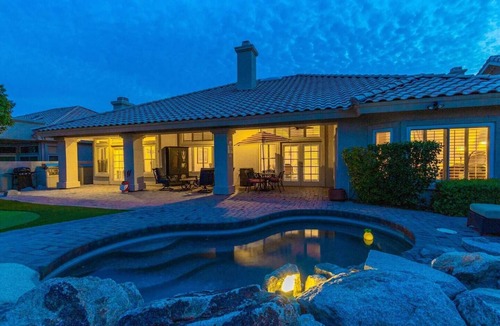 Foothills House | Luxury Vacation Home with Pool & Golf Course Views – Ahwatukee Foothills