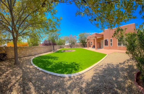 Las Cruces House | Luxury Vacation Rental