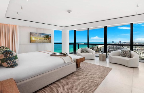 City Center Condo | Luxury Vacation Rentals at The Setai by LRMB