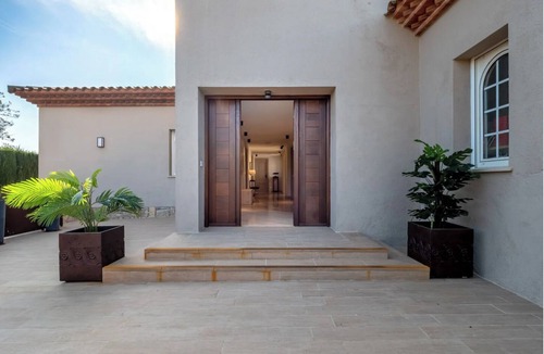 Bonmont Terres Noves Villa | Luxury: Very large villa with private pool, beach and activities
