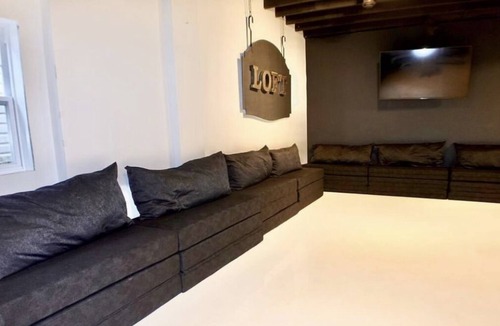 Mirabel House | Luxury Venue @13lacksheep
