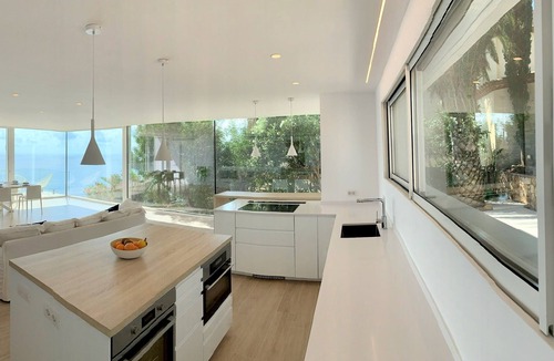 Santa Cristina de Aro Villa | LUXURY VILLA * SEA VIEW