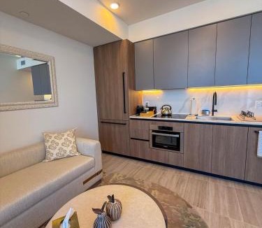 North Beach Apartment | Luxury View-Walk to beach!