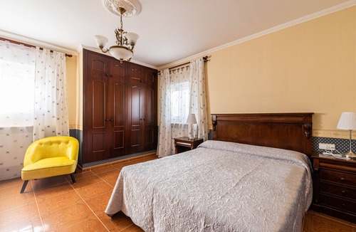 Sant Salvador Villa | "Luxury Villa 020" with Pool, Terrace & Wi-Fi