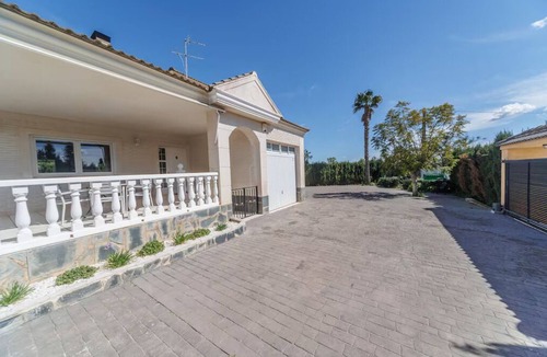 Lliria House | Luxury villa 20 min from Valencia