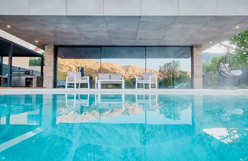 Jurandvor Villa | Luxury Villa Allure with heated pool, sauna, jacuzzi & gym
