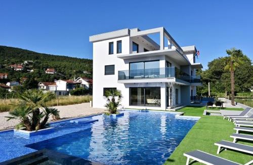 Donji Prolozac Villa | Luxury Villa Aurelia near Imotski, private pool