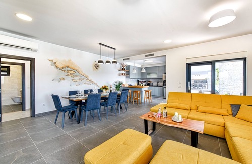 Zvekovica Villa | Luxury Villa Bava-5minutes to center