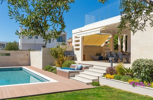 Primosten Burnji Villa | Luxury Villa Cinderella with Swimming Pool