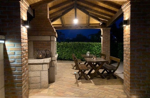 Milohnici House | Luxury Villa EMMA with private pool, jacuzzi and sauna