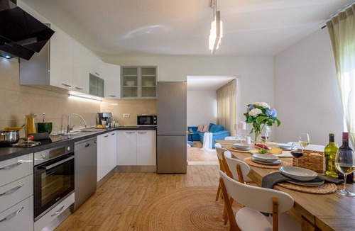 Cove Makarac (Milna) Villa | Luxury Villa Essencia Milna Brac with Heated Pool
