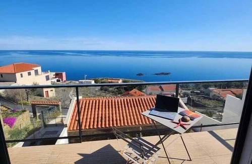Cerbere Villa | Luxury villa facing the sea: swimming pool and Spa and elevator. Kayak paddle.