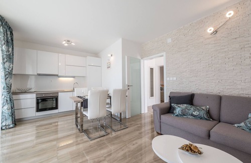 Novalja House | Luxury Villa for 18 with Private Heated Pool near the Beach