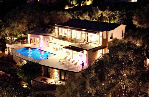 Mougins Villa | Luxury Villa for Rent in Mougins