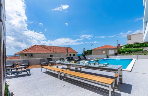 Jesenice Villa | Luxury Villa Grande Aria with Pool