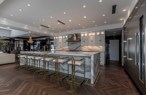 Easton House | Luxury Villa Heated Indoor Pool