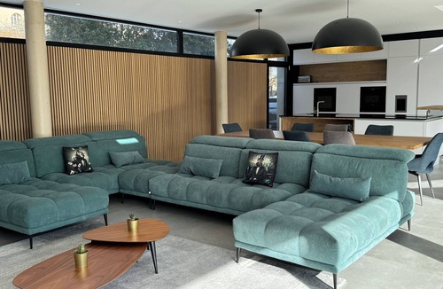 Perols Villa | Luxury villa heated pool jacuzzi sauna