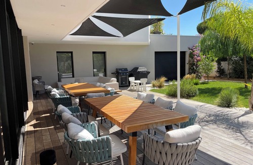 Perols Villa | Luxury villa heated pool jacuzzi sauna