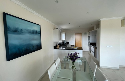 Palau-Saverdera Villa | Luxury villa in a privileged location - sea view -private pool - fibre internet.