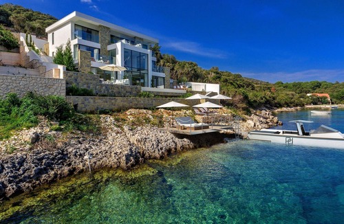 Zrnovo Villa | Luxury Villa Korcula Supreme with Pool