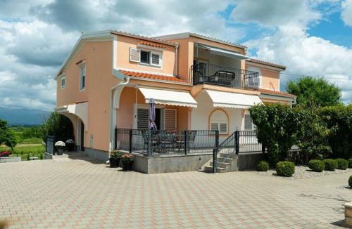 Suhovare Villa | Luxury Villa Maria with large pool