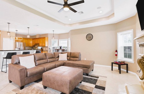 Edelweiss House | Luxury Villa near A&M w/Grand Hall & Game Room