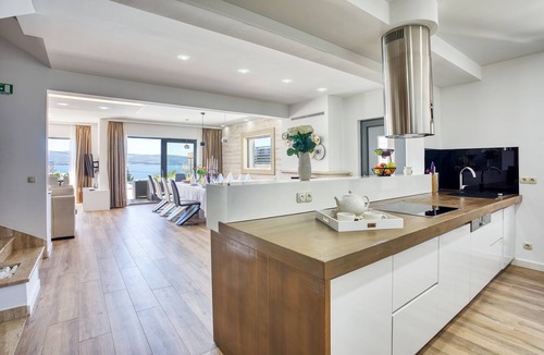 Duce Villa | LUXURY VILLA PARADISE 120m from sandy beach, heated pool, billiard, max 12 pax