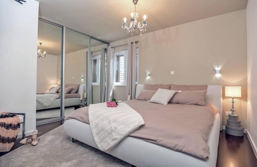 Srinjine Villa | Luxury Villa,private pool, sauna,Jacuzzi,near Split