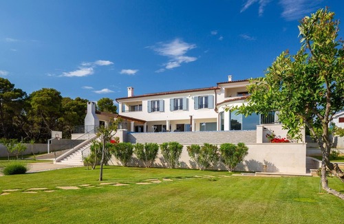 Sibenik Villa | Luxury Villa Sea Whisper Sibenik with 2 Pools, Gym